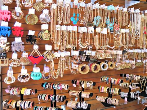 wholesale jewelry stores